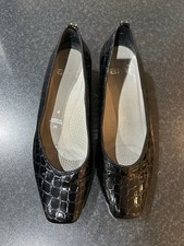 Black Ara Woman’s Slip On