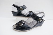 NEW ARA DARK NAVY PATENT
